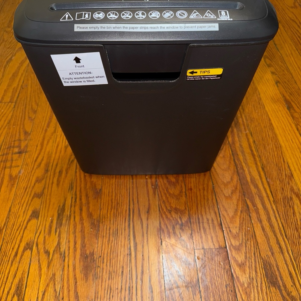 Bonsaii 8-Sheet Paper Shredder
